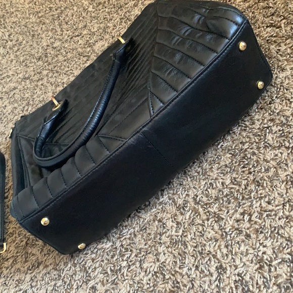 Calvin Klein quilted satchel - Picture 3 of 7